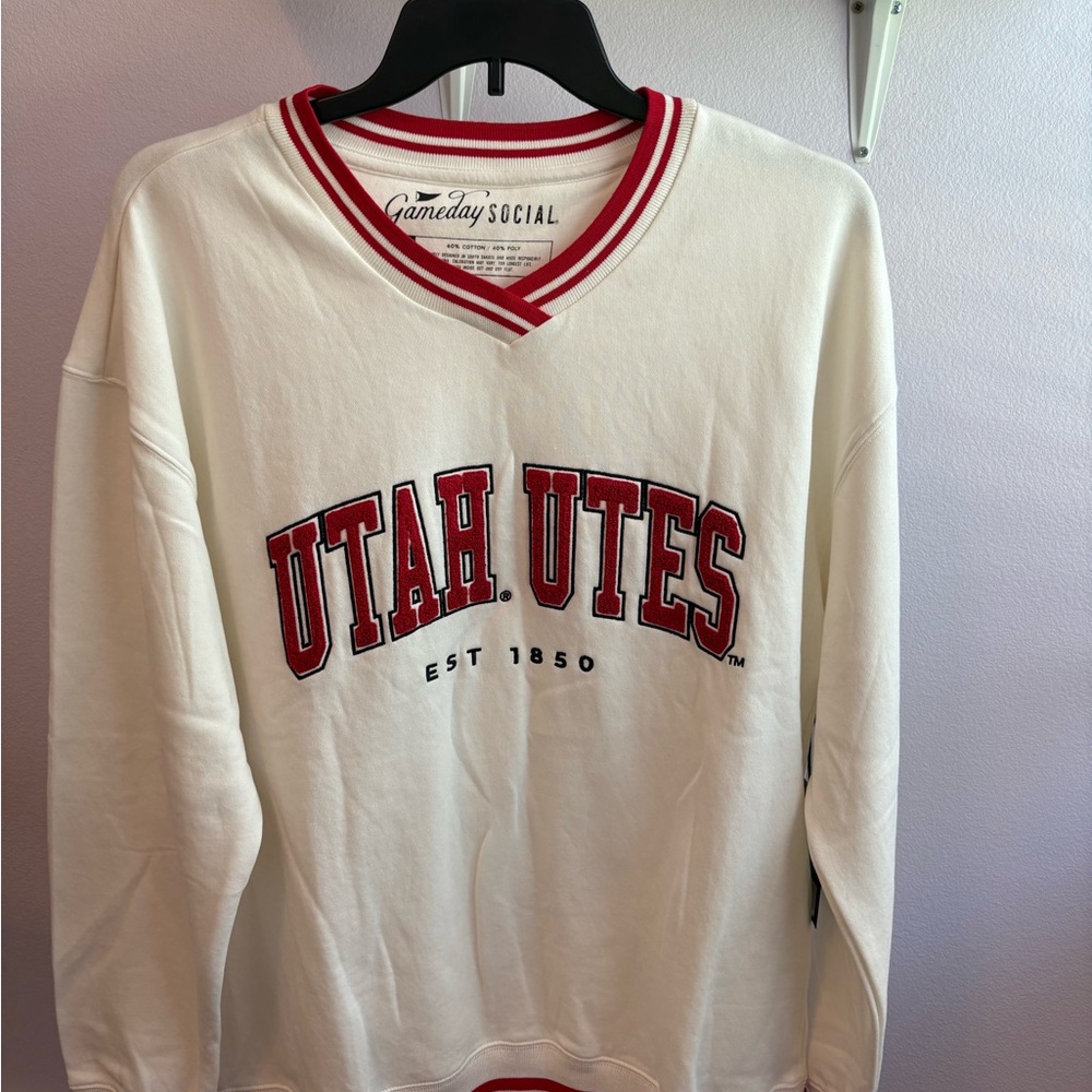 Utah Utes Men's V-Neck Sweater - Cream and Red